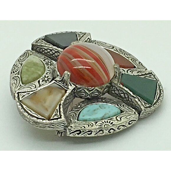 Miracle Brooch Pin Faux Agate Kilt Celtic Shield Scottish Shawl Scarf - Picture 3 of 5